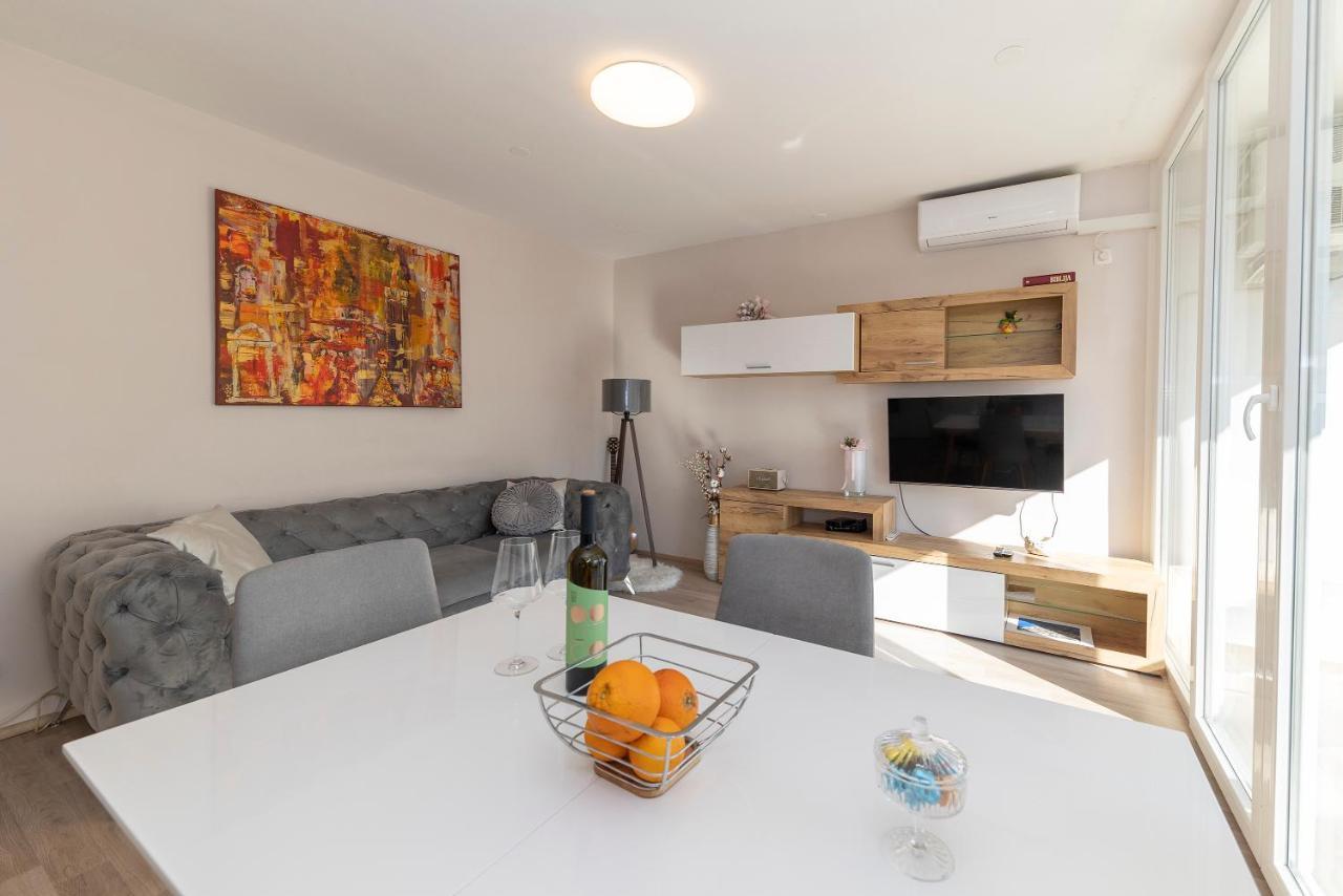 Apartman Morena Apartment ซาดาร์ ภายนอก รูปภาพ